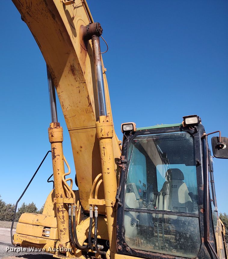 image for item DR6775 2007 Caterpillar 330D L  excavator