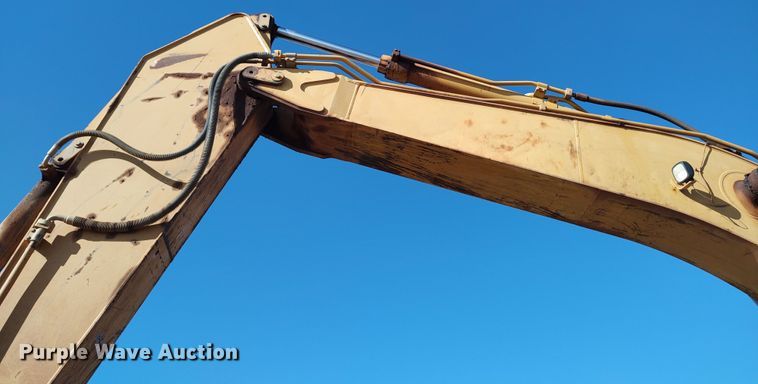 image for item DR6775 2007 Caterpillar 330D L  excavator