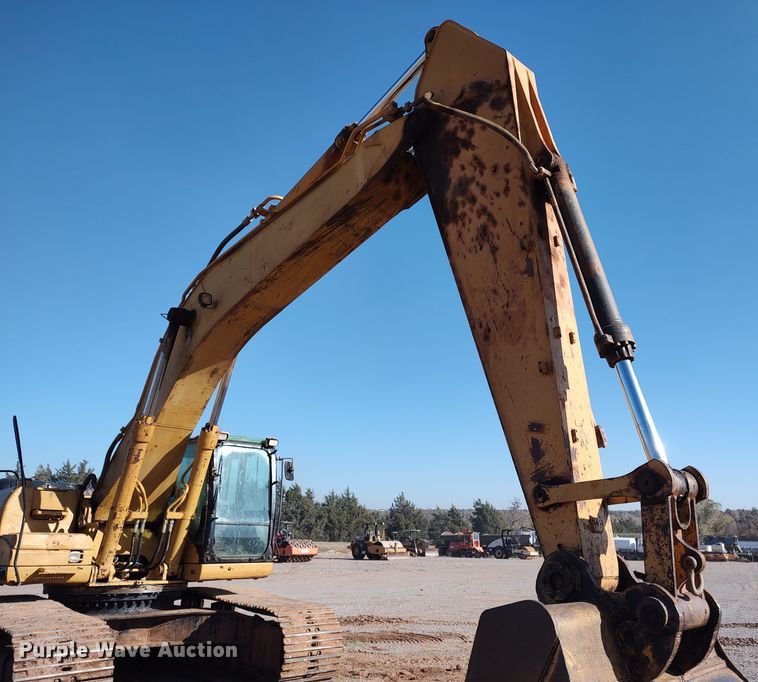 image for item DR6775 2007 Caterpillar 330D L  excavator