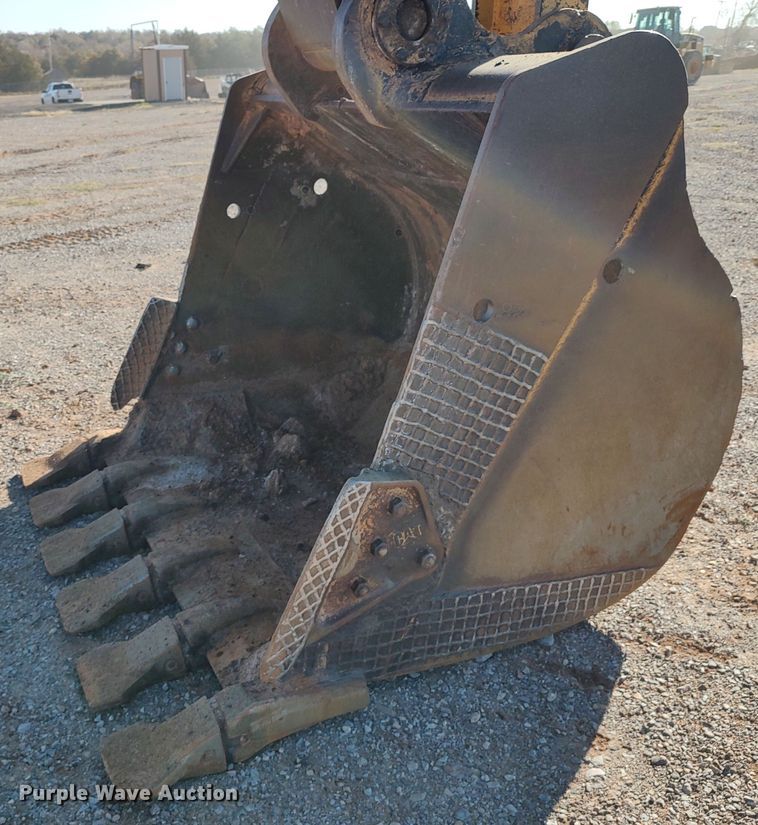 image for item DR6775 2007 Caterpillar 330D L  excavator