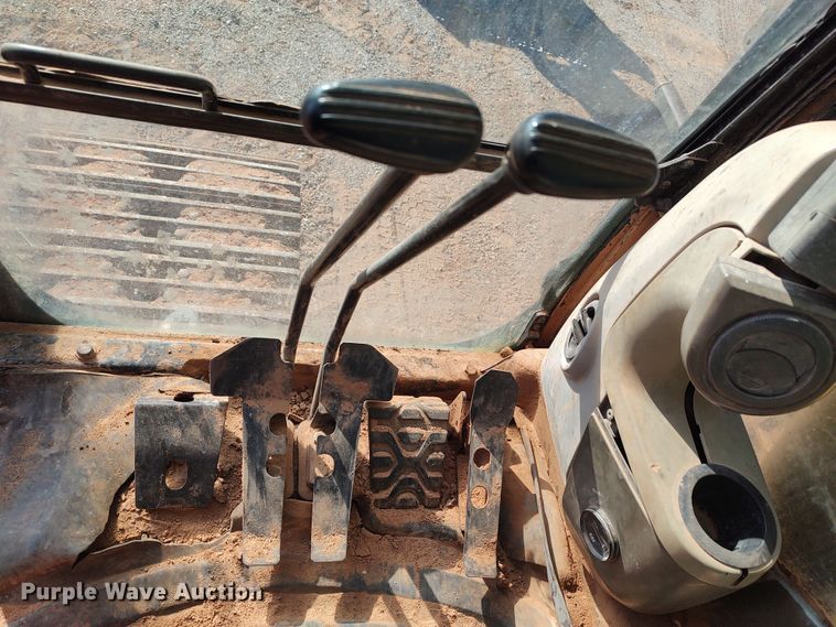 image for item DR6775 2007 Caterpillar 330D L  excavator