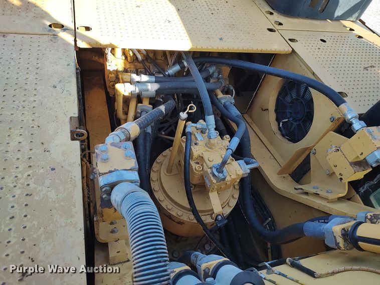 image for item DR6775 2007 Caterpillar 330D L  excavator