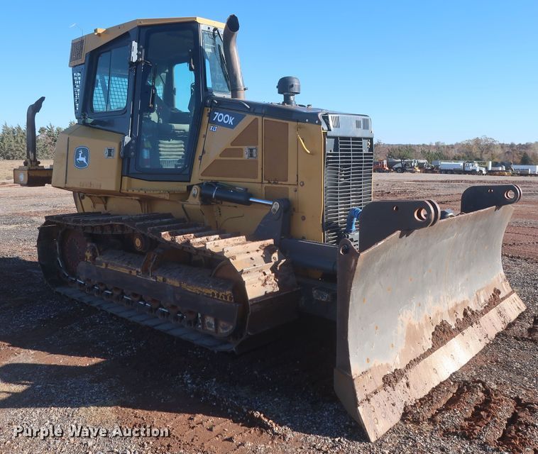 image for item DR6778 2013 John Deere 700K  dozer