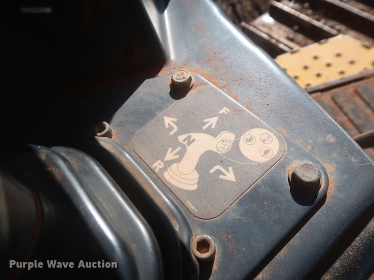 image for item DR6778 2013 John Deere 700K  dozer