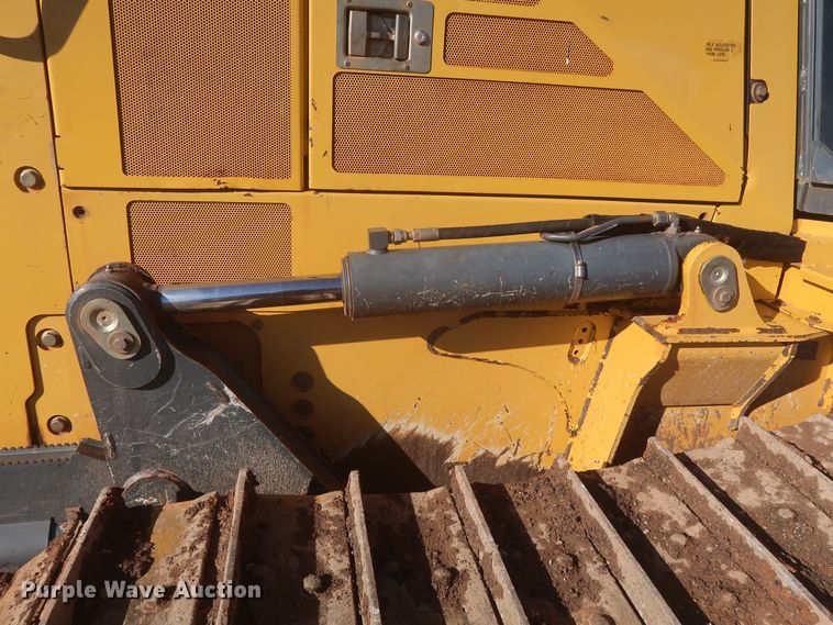 image for item DR6778 2013 John Deere 700K  dozer