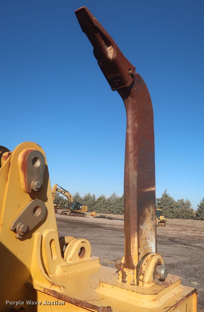 image for item DR6778 2013 John Deere 700K  dozer