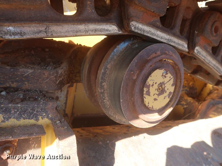 image for item DR6778 2013 John Deere 700K  dozer