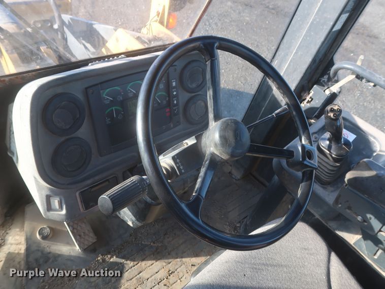 image for item DR6782 2006 John Deere 544J  wheel loader