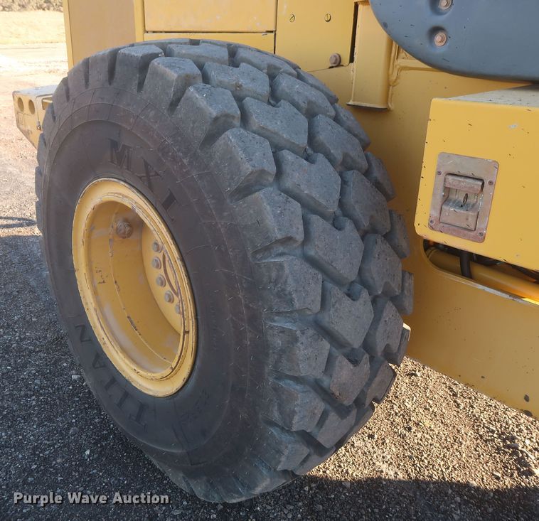 image for item DR6782 2006 John Deere 544J  wheel loader