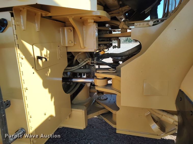 image for item DR6784 2006 Caterpillar 972H  wheel loader