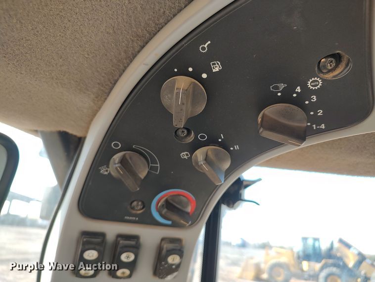 image for item DR6784 2006 Caterpillar 972H  wheel loader