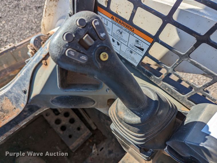 image for item DR6789 2016 Bobcat T870  tracked skid steer loader