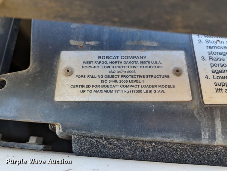 image for item DR6789 2016 Bobcat T870  tracked skid steer loader