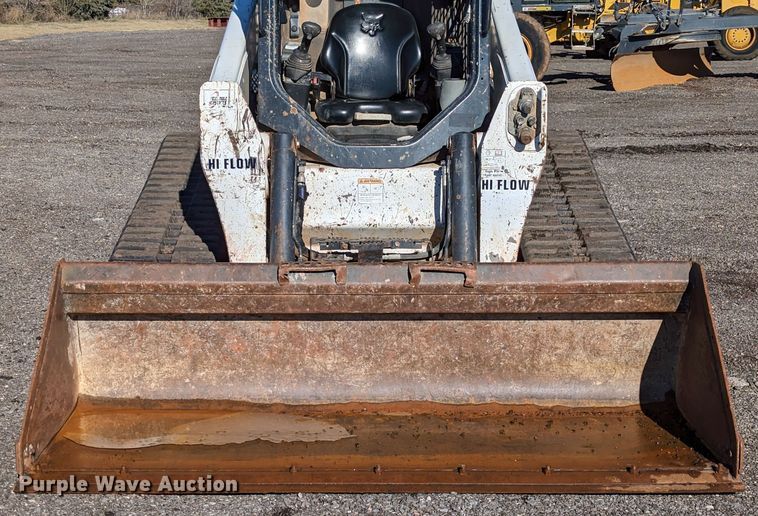 image for item DR6789 2016 Bobcat T870  tracked skid steer loader