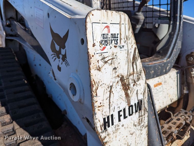 image for item DR6789 2016 Bobcat T870  tracked skid steer loader
