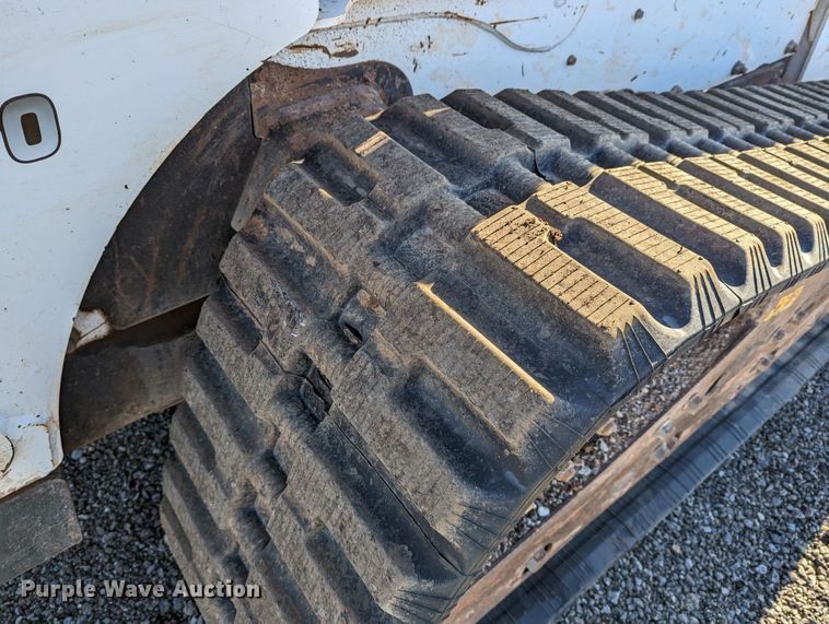 image for item DR6789 2016 Bobcat T870  tracked skid steer loader