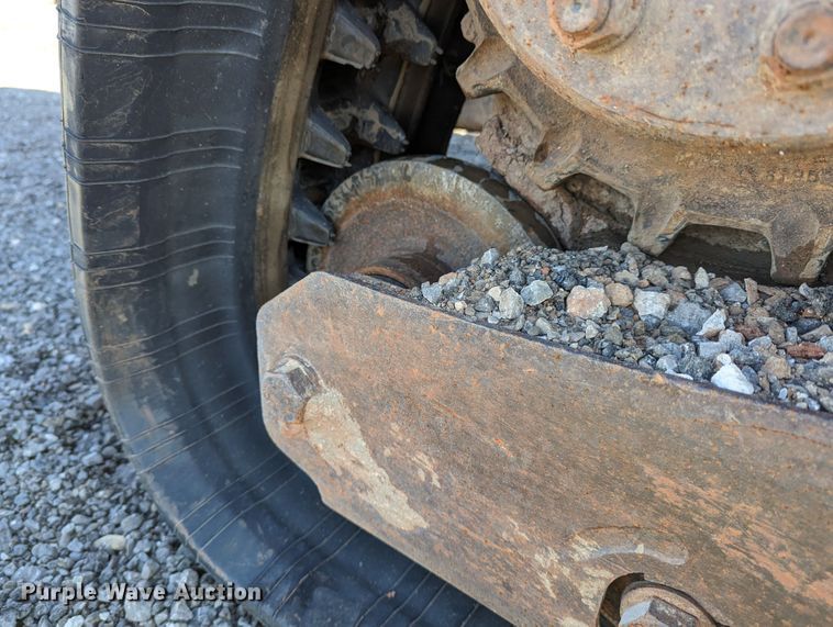 image for item DR6789 2016 Bobcat T870  tracked skid steer loader