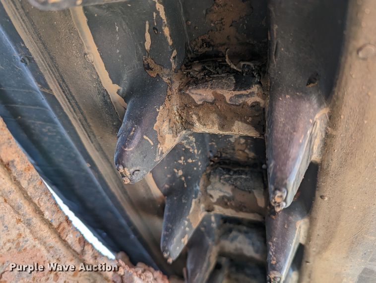 image for item DR6789 2016 Bobcat T870  tracked skid steer loader