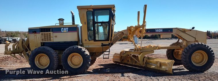 image for item DR6794 2006 Caterpillar 140H  motor grader