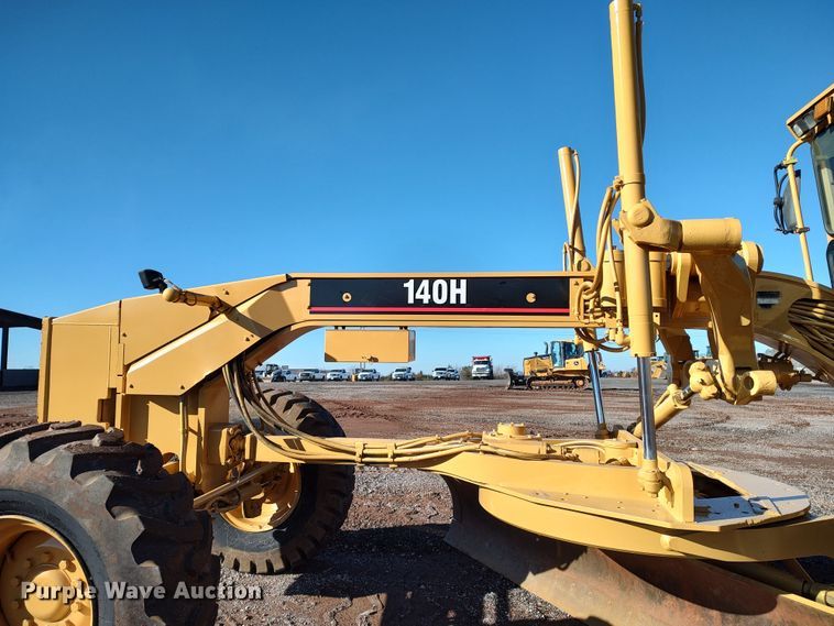 image for item DR6794 2006 Caterpillar 140H  motor grader