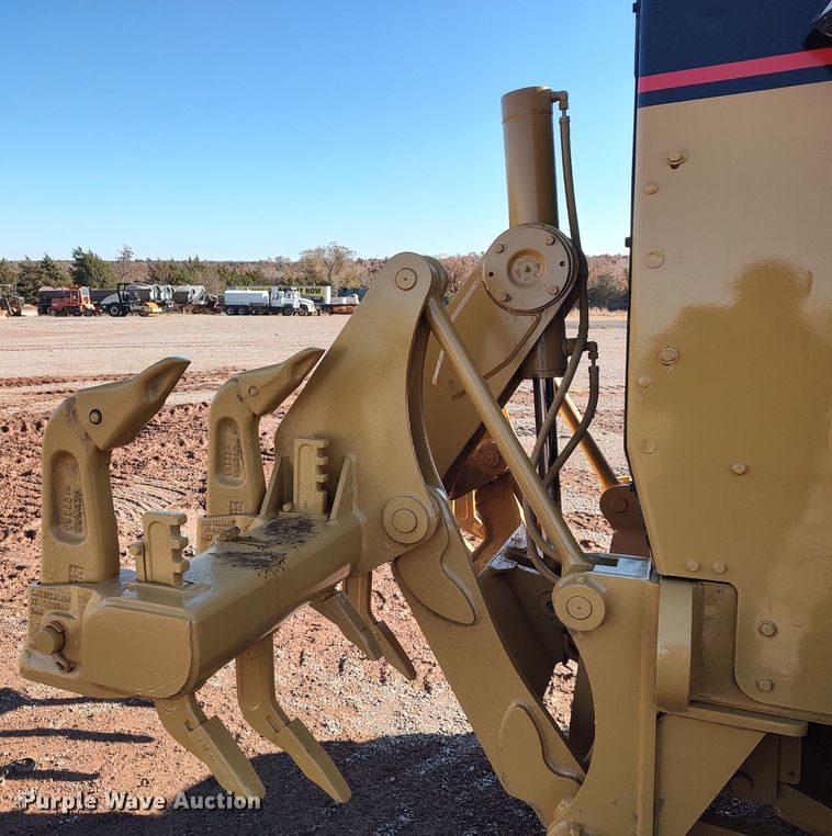 image for item DR6794 2006 Caterpillar 140H  motor grader