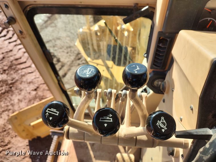 image for item DR6794 2006 Caterpillar 140H  motor grader