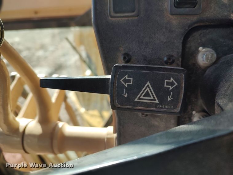 image for item DR6794 2006 Caterpillar 140H  motor grader