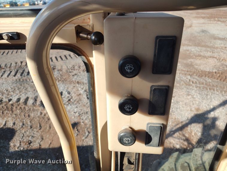 image for item DR6794 2006 Caterpillar 140H  motor grader