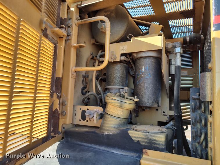 image for item DR6794 2006 Caterpillar 140H  motor grader