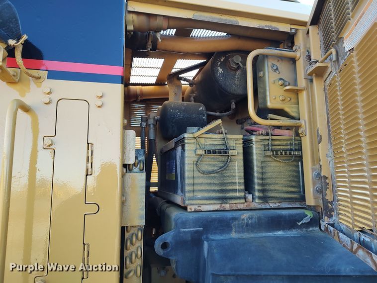 image for item DR6794 2006 Caterpillar 140H  motor grader