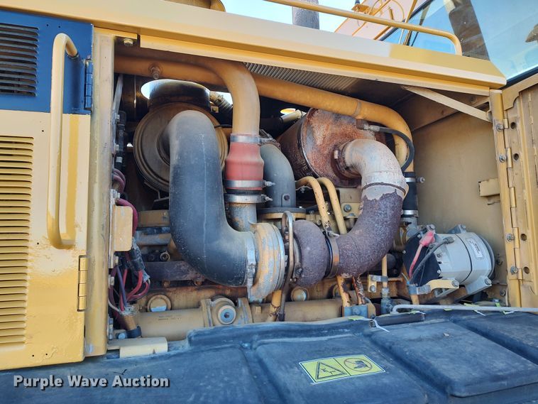 image for item DR6794 2006 Caterpillar 140H  motor grader