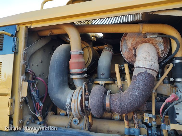 image for item DR6794 2006 Caterpillar 140H  motor grader