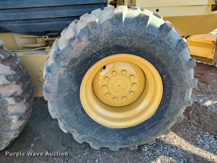 image for item DR6794 2006 Caterpillar 140H  motor grader