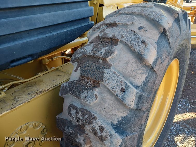 image for item DR6794 2006 Caterpillar 140H  motor grader