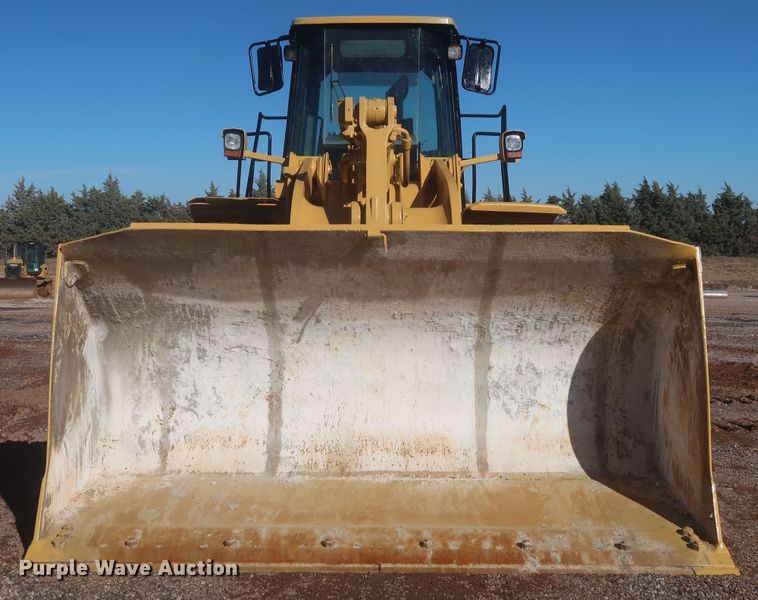 image for item DR6796 2001 Caterpillar 966G  wheel loader