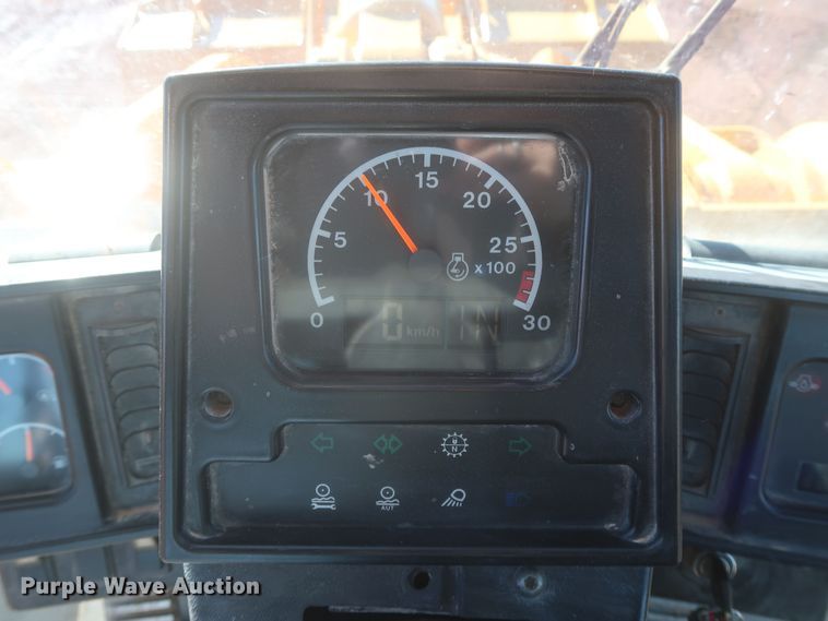 image for item DR6796 2001 Caterpillar 966G  wheel loader