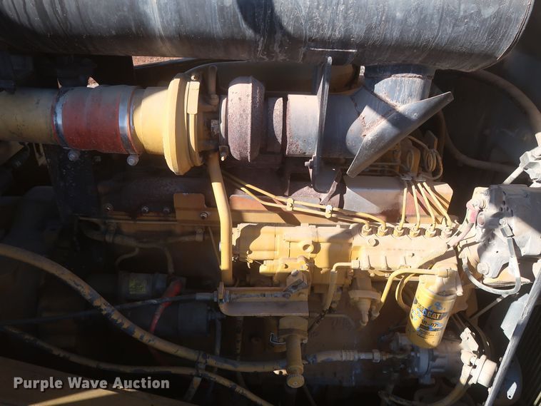 image for item DR6796 2001 Caterpillar 966G  wheel loader