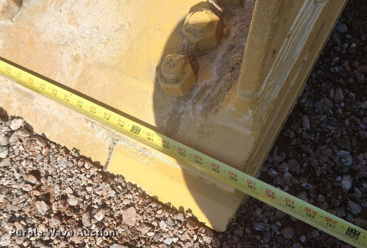 image for item DR6796 2001 Caterpillar 966G  wheel loader