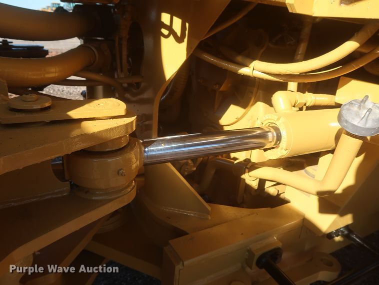 image for item DR6796 2001 Caterpillar 966G  wheel loader