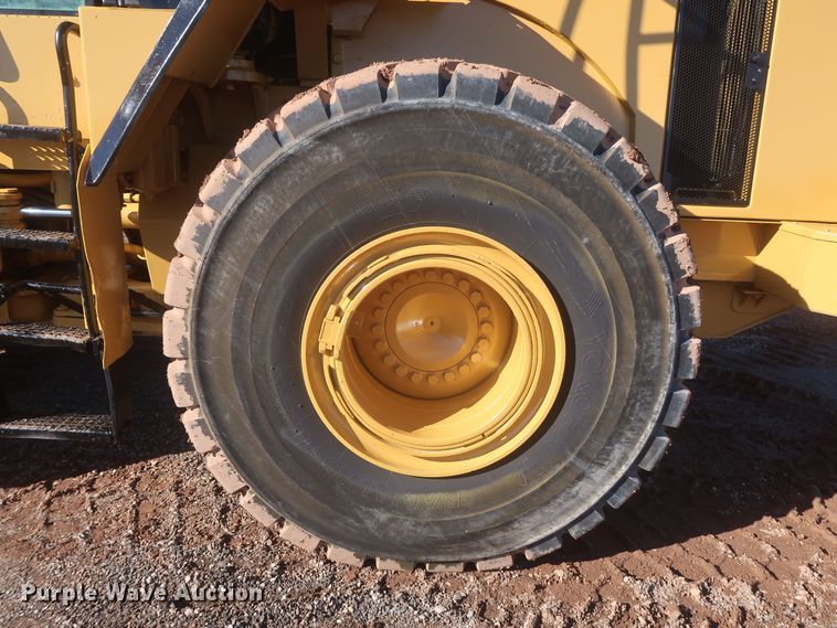 image for item DR6796 2001 Caterpillar 966G  wheel loader