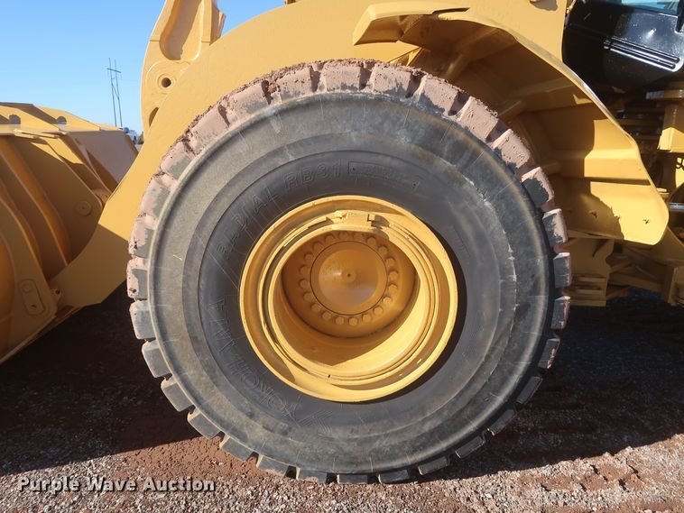 image for item DR6796 2001 Caterpillar 966G  wheel loader