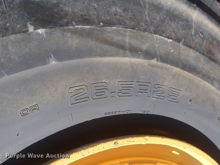 image for item DR6796 2001 Caterpillar 966G  wheel loader