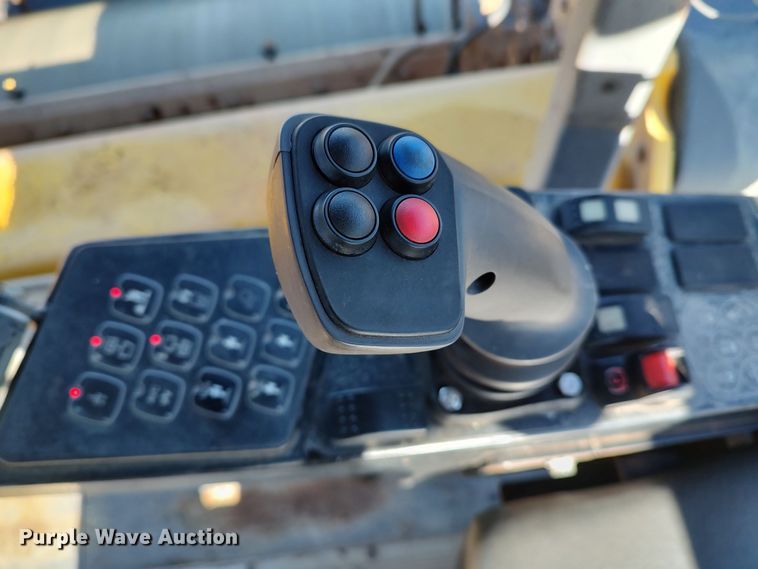 image for item DR6797 2017 Dynapac CC6200  double drum vibratory roller