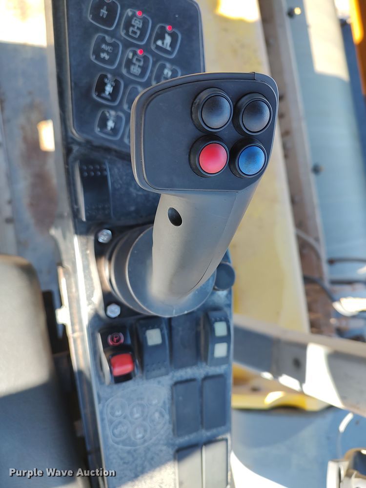 image for item DR6797 2017 Dynapac CC6200  double drum vibratory roller