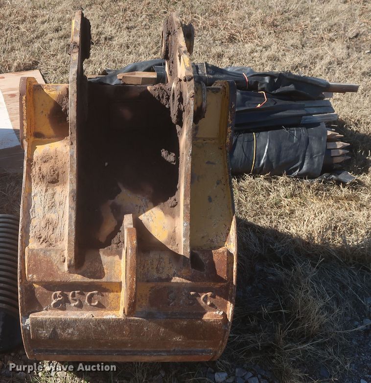 image for item DR6800 2013 John Deere 85G mini excavator