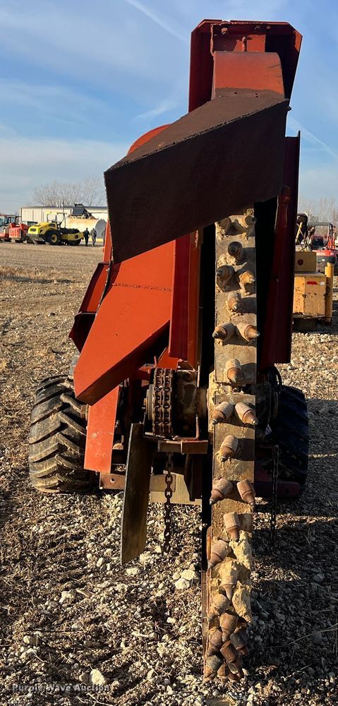 image for item DR7367 1980 Ditch Witch 6510DD  rock saw