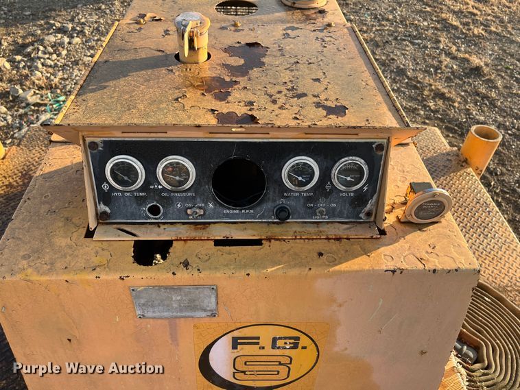 image for item DR7368 1988 Blaw-Knox RW100  road widener