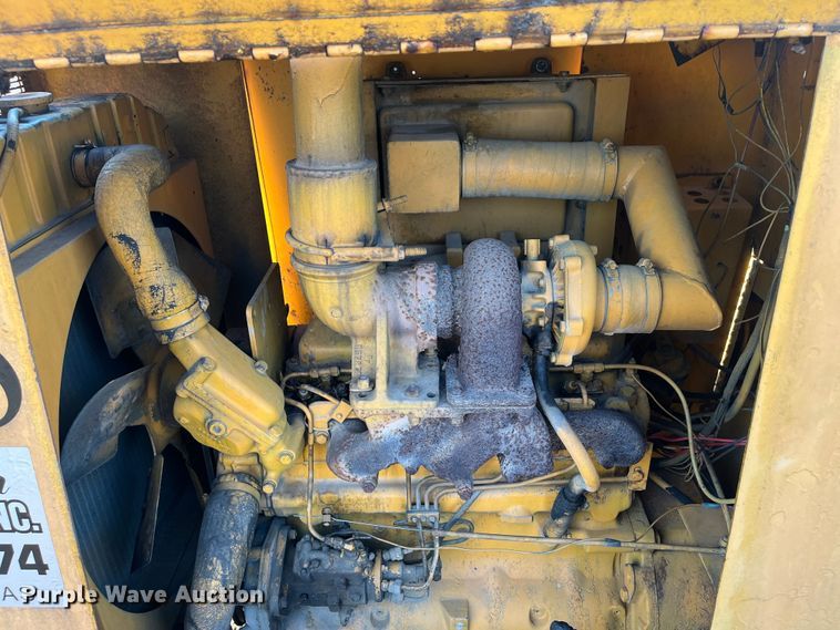 image for item DR7368 1988 Blaw-Knox RW100  road widener