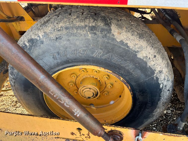 image for item DR7368 1988 Blaw-Knox RW100  road widener