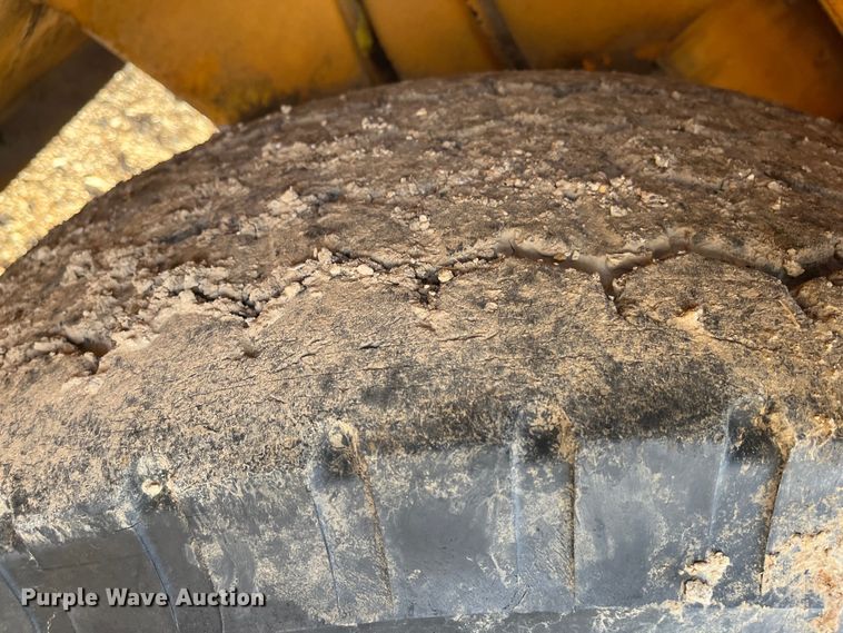 image for item DR7368 1988 Blaw-Knox RW100  road widener